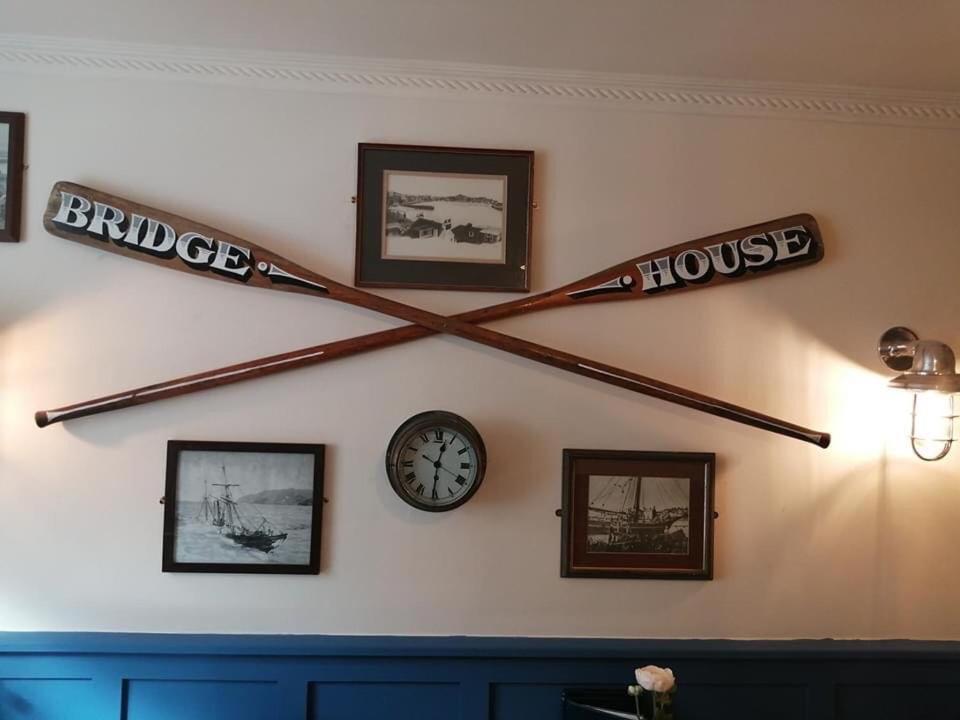 Bridge House Bed & Breakfast Боскасл Екстер'єр фото